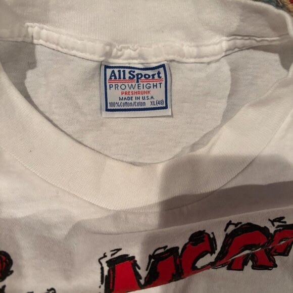 Vintage Tim McGraw “Down on the Farm” XL T-Shirt - Picture 3 of 3